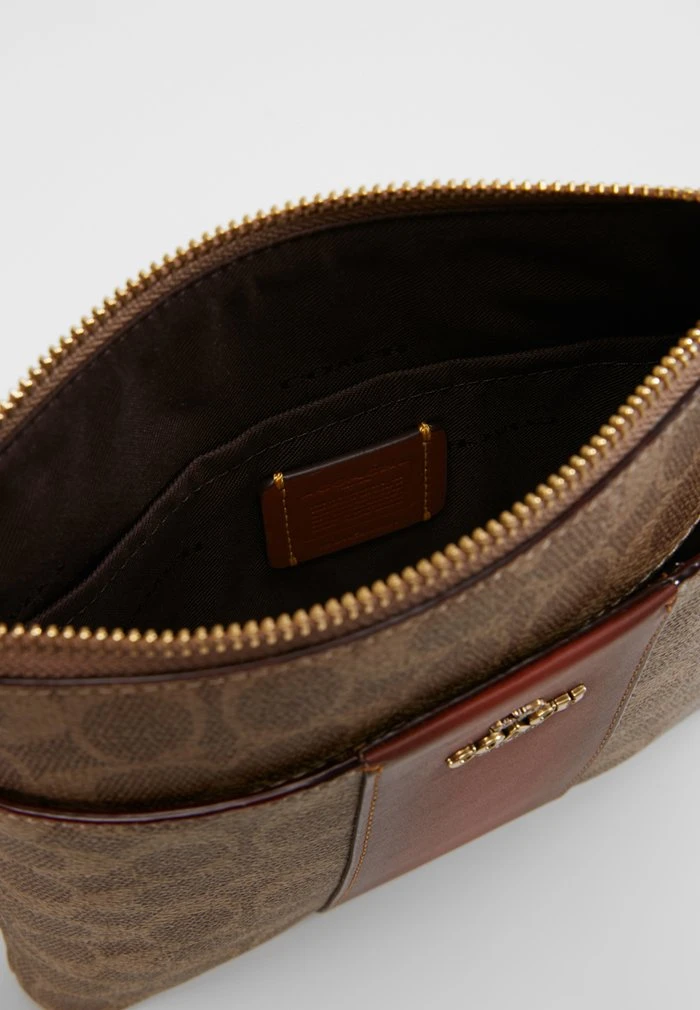 Best Pirce ???? Coach MESSENGER CROSSBODY SIGNATURE - Across Body Bag - Tan Rust ???? 5 Best Pirce ???? Coach MESSENGER CROSSBODY SIGNATURE - Across Body Bag - Tan Rust ???? - Image 5