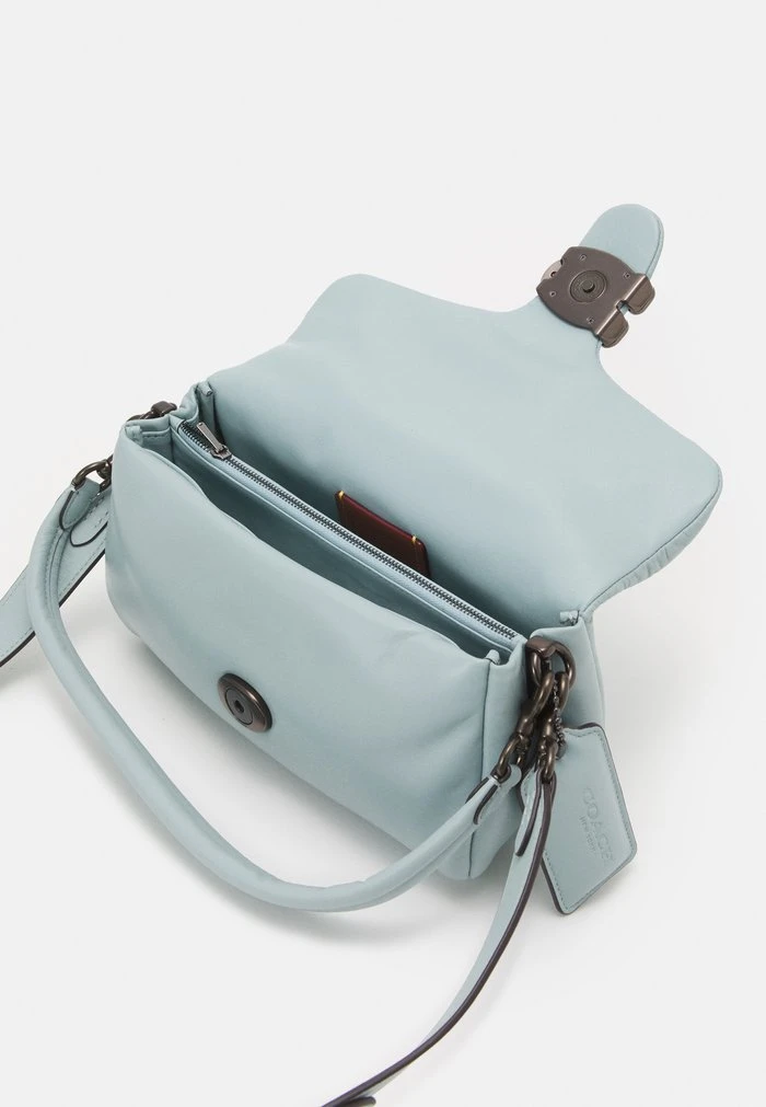 New ⭐ Coach COVERED CLOSURE PILLOW TABBY SHOULDER - ???? Handbag - Aqua ???? 3 New ⭐ Coach COVERED CLOSURE PILLOW TABBY SHOULDER - ???? Handbag - Aqua ???? - Image 3