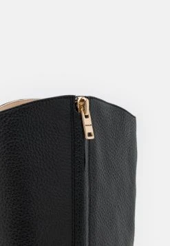 Brand new ???? Coach CINDY BOOT - Platform ???? Boots - Black ???? -Coach Shop 56ae34714ccc40248eefbbb618857543