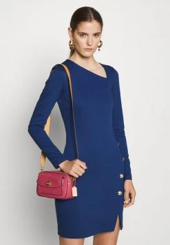 New ⭐ Coach WILLOW CAMERA ADJUSTABLE CROSSBODY - Across Body Bag - Rouge Multi ????