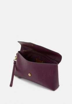 Best Pirce ???? Coach CROSSGRAIN WRISTLET - Clutch - Deep Berry ???? -Coach Shop 7fbfc2cad4b54a45aa213b93e5ad9426
