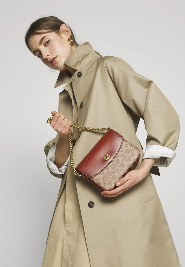 Brand new ⌛ Coach ???? COATED SIGNATURE CASSIE CROSSBODY - ???? Handbag - Tan Rust ✔️ 2 Brand new ⌛ Coach ???? COATED SIGNATURE CASSIE CROSSBODY - ???? Handbag - Tan Rust ✔️ - Image 2