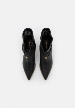 Cheap ✔️ Coach WYNIE BOOTIE - Classic Ankle ???? Boots - Black ???? 11 Cheap ✔️ Coach WYNIE BOOTIE - Classic Ankle ???? Boots - Black ???? -Coach Shop faac79052fc84313a8e3f94d2cba47e7